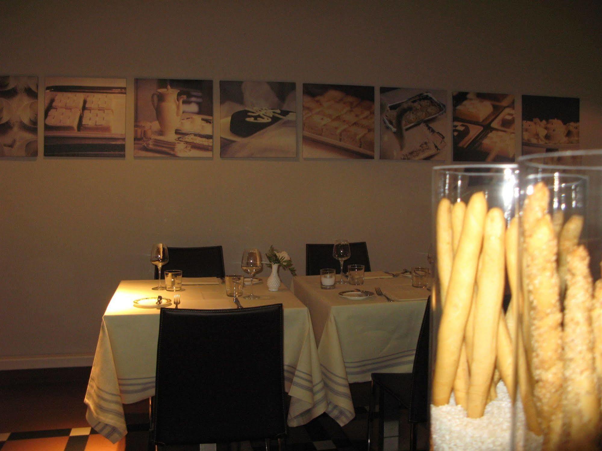 Ferretti Majestichouse Hotel Castenedolo Bagian luar foto